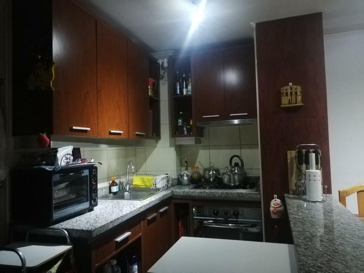 Una Habitacion Privada Con Bano Privado En Centro Historico Santiago de Chile Exterior foto