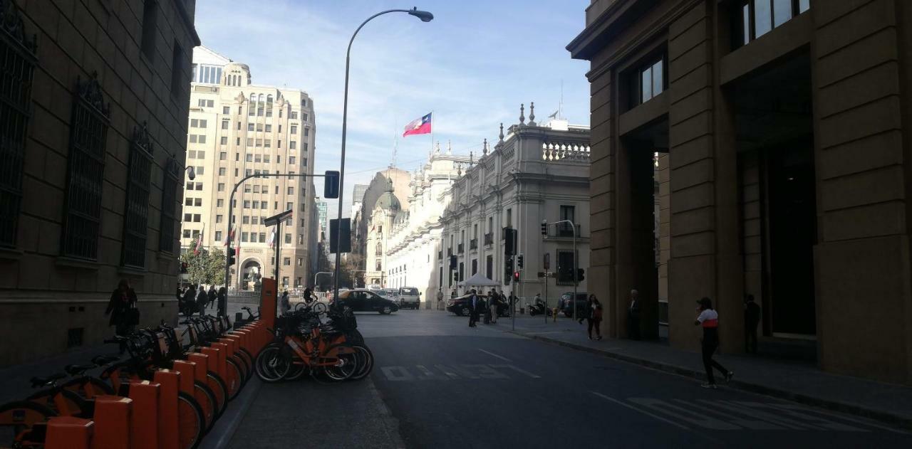 Una Habitacion Privada Con Bano Privado En Centro Historico Santiago de Chile Exterior foto