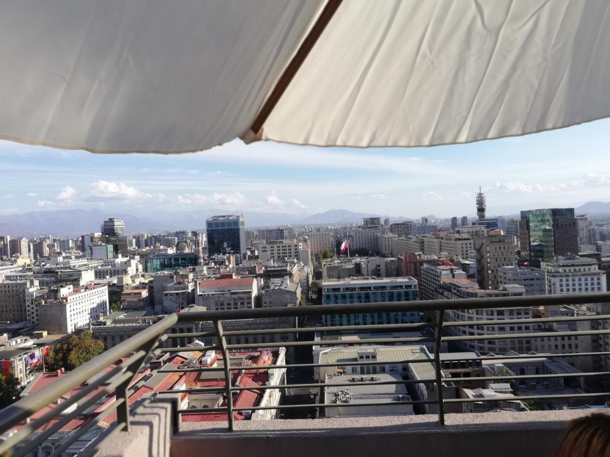 Una Habitacion Privada Con Bano Privado En Centro Historico Santiago de Chile Exterior foto